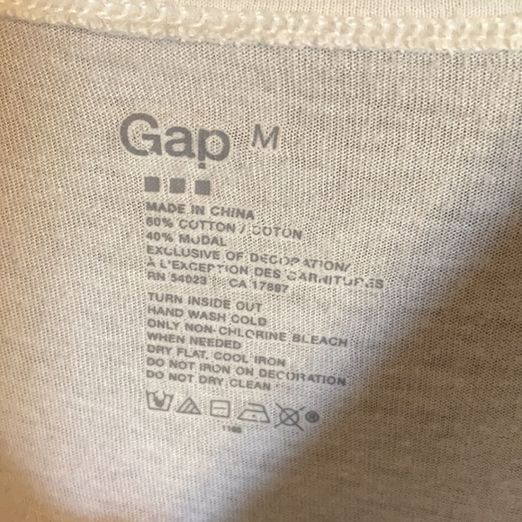 White gap tank top with shimmer - Picture 2 of 4